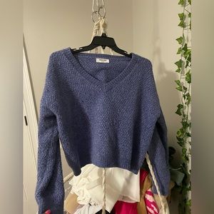 V- neck sweater size small